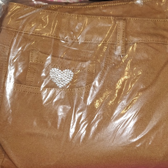 Quacker Factory "DreamJeannes" 5 Pocket Knit Pants - Picture 3 of 8